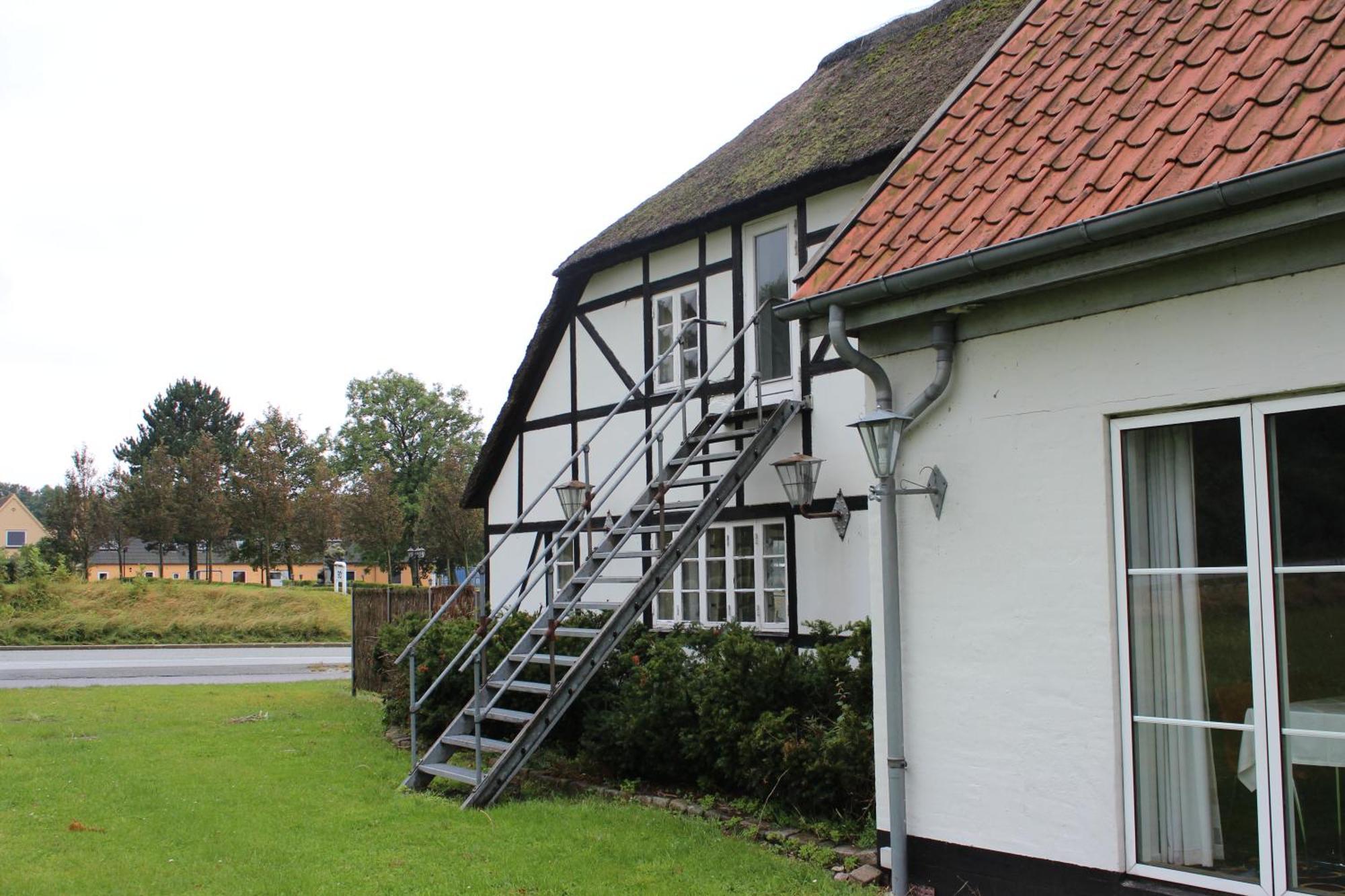 Hotel Aarslev Kro Brabrand Exteriör bild
