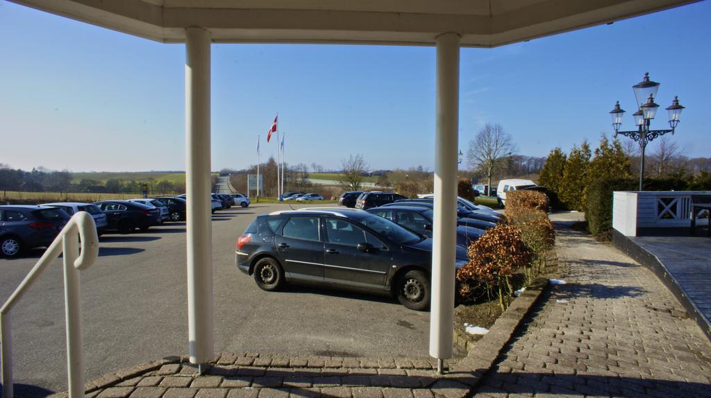 Hotel Aarslev Kro Brabrand Exteriör bild